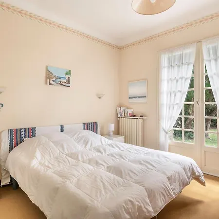 Tous A La Dans Grande Maison De Famille ! *